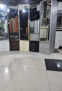 دواليب متعدد الاستخدام وجزامات